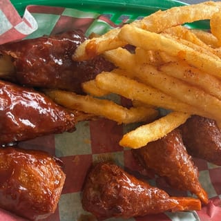 6 wings and fries